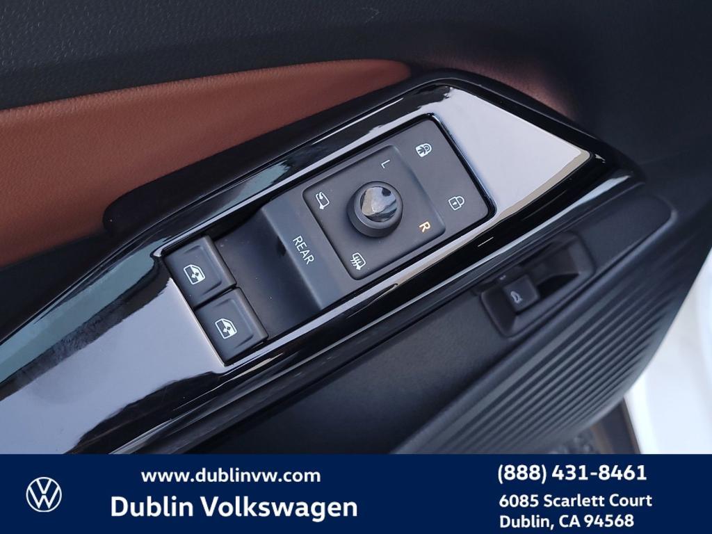 used 2021 Volkswagen ID.4 car, priced at $21,491