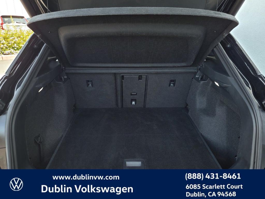 used 2021 Volkswagen ID.4 car, priced at $21,191