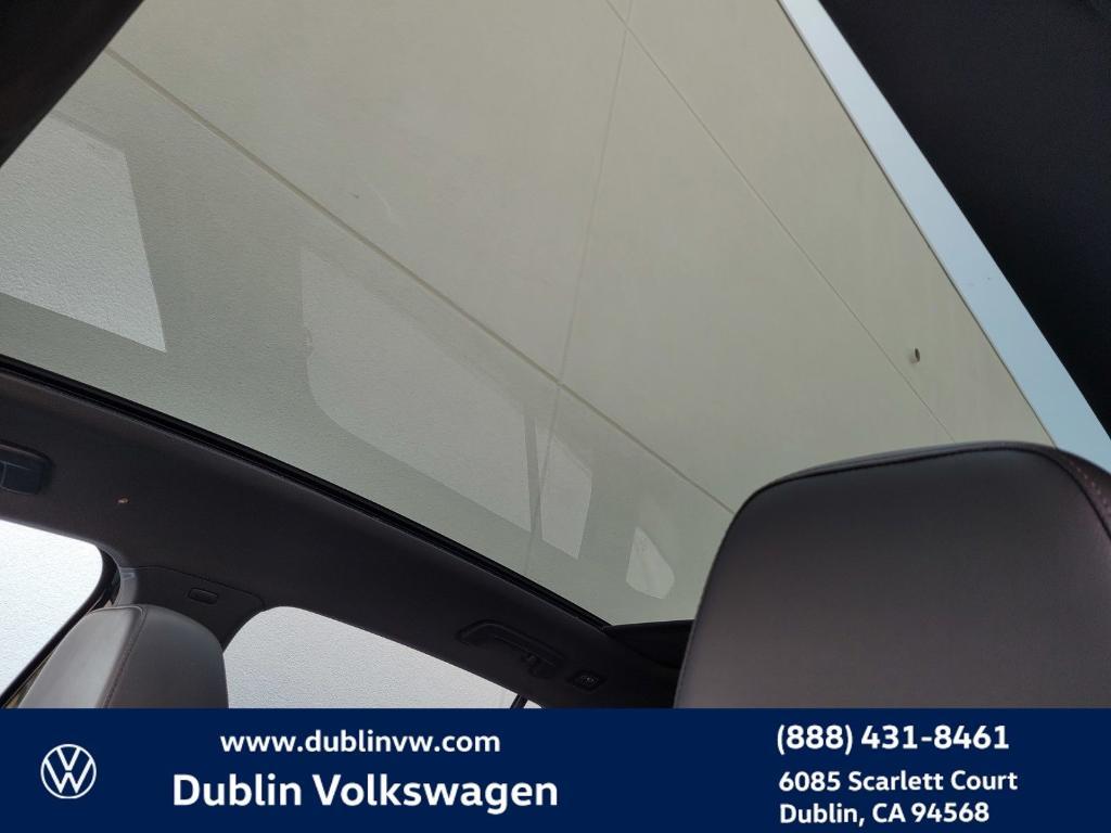 used 2021 Volkswagen ID.4 car, priced at $21,191
