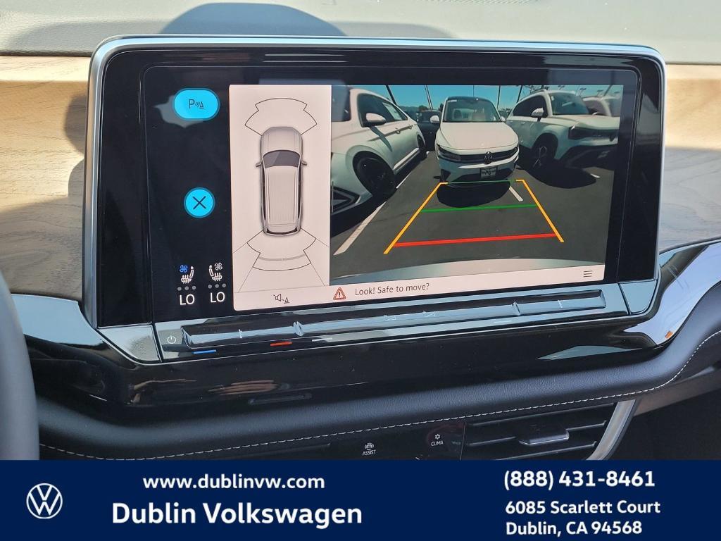 new 2024 Volkswagen Atlas car, priced at $46,477