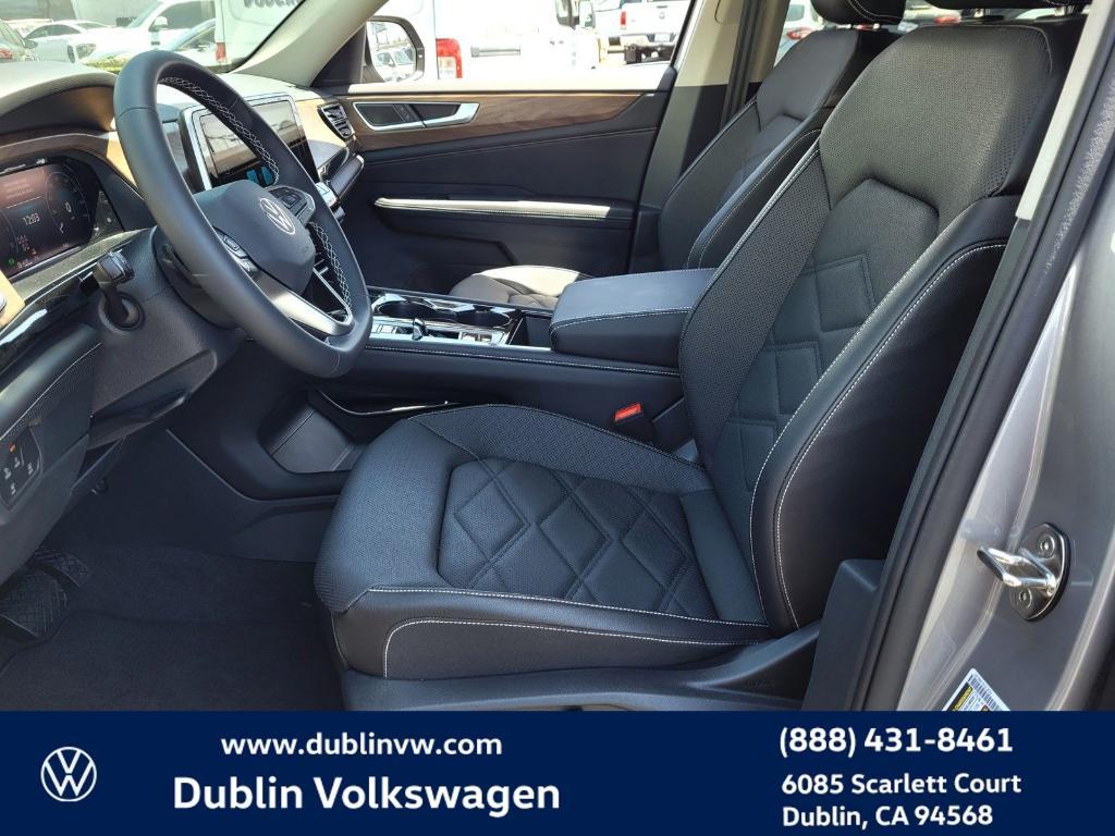 new 2024 Volkswagen Atlas car, priced at $46,477