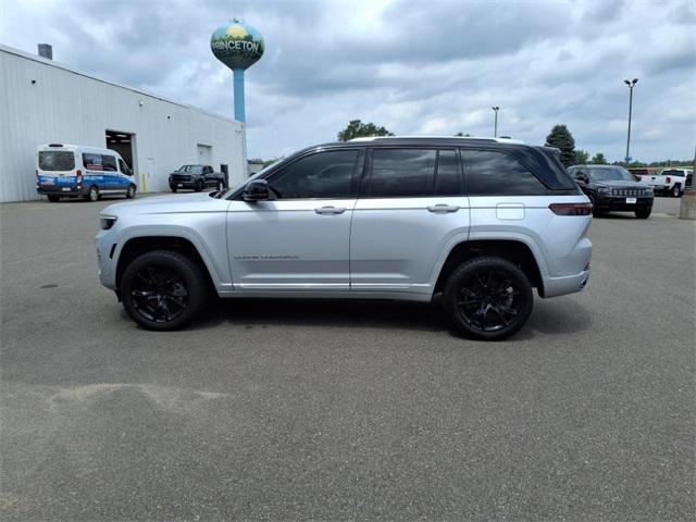 used 2022 Jeep Grand Cherokee car, priced at $44,990