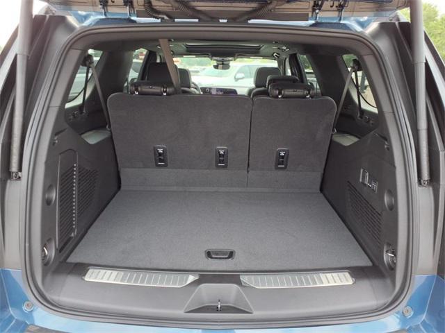 new 2025 Chevrolet Suburban car, priced at $85,959