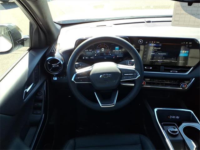 new 2026 Chevrolet Equinox car, priced at $34,175