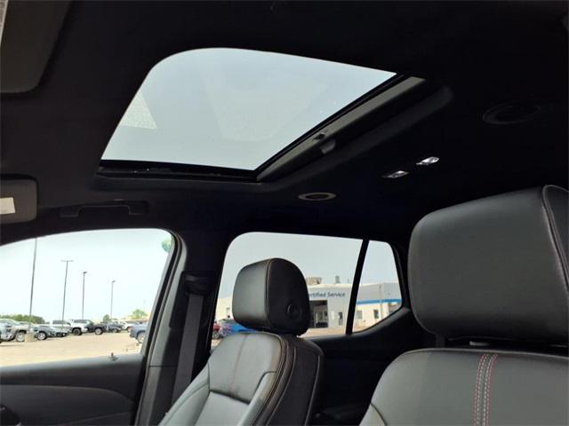 used 2024 Chevrolet Traverse car, priced at $46,990