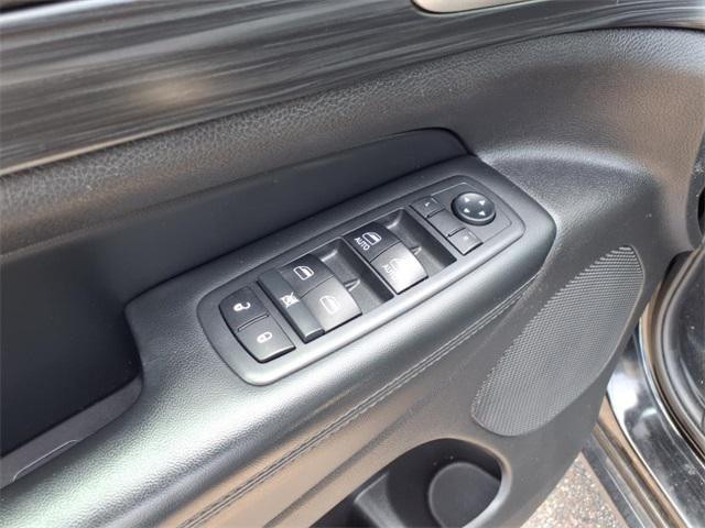 used 2019 Jeep Grand Cherokee car, priced at $16,490