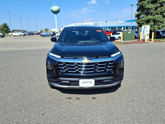 new 2026 Chevrolet Equinox car, priced at $33,199