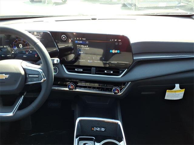 new 2026 Chevrolet Equinox car, priced at $33,199