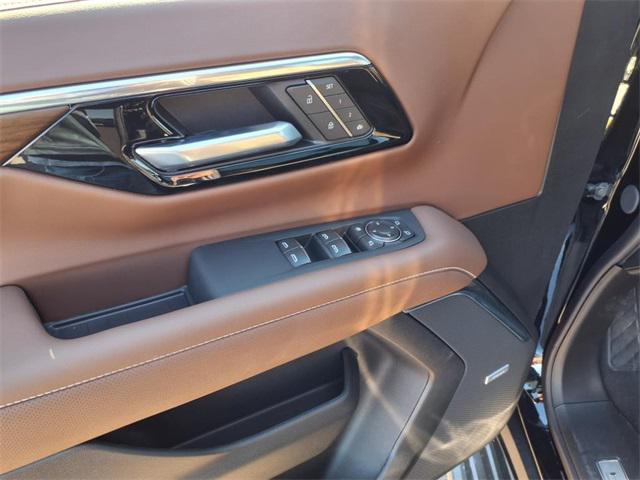 new 2025 Chevrolet Suburban car, priced at $88,985