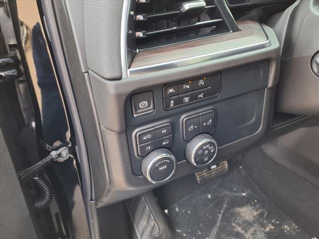 new 2025 Chevrolet Suburban car, priced at $81,840