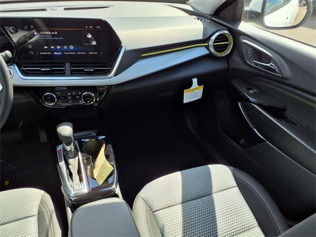 new 2025 Chevrolet Trax car, priced at $24,302