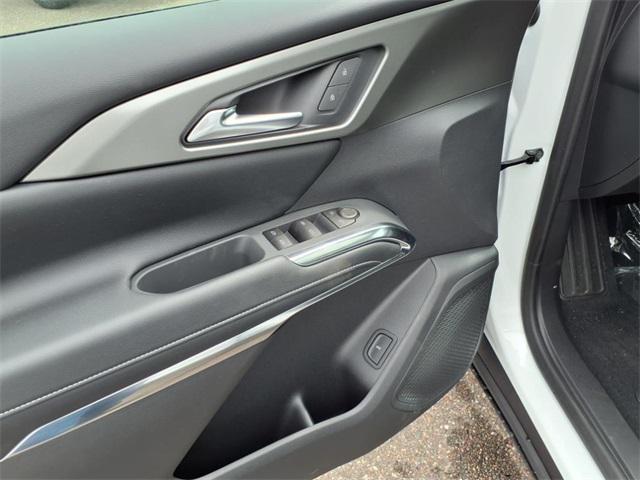 new 2025 Chevrolet Traverse car, priced at $47,377