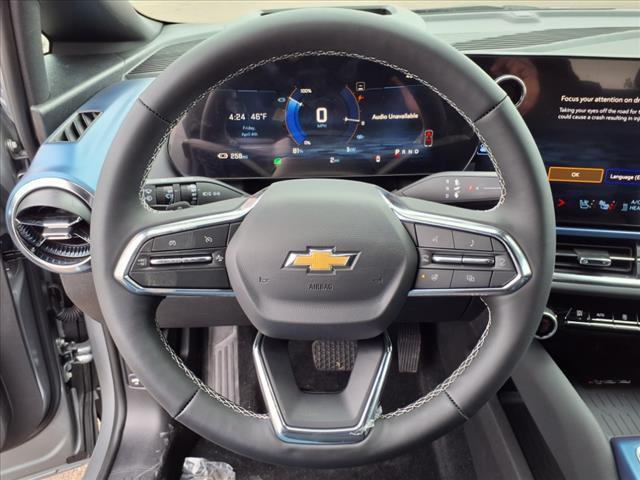new 2025 Chevrolet Equinox EV car, priced at $49,990