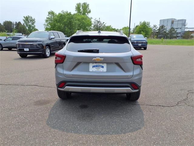 new 2025 Chevrolet Trax car, priced at $25,024