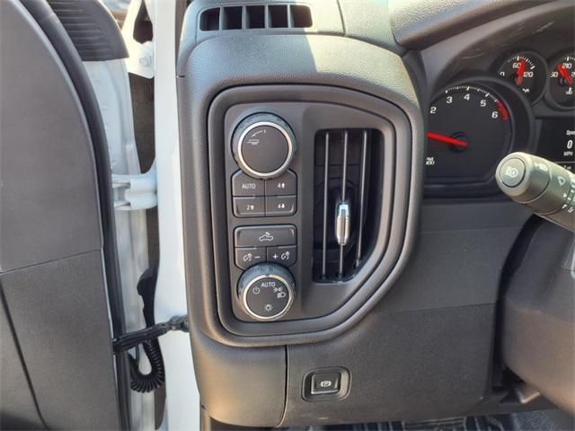 new 2025 Chevrolet Silverado 1500 car, priced at $42,056