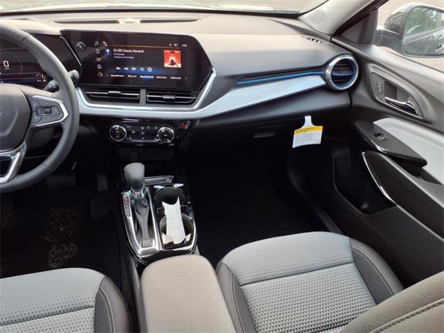 new 2025 Chevrolet Trax car, priced at $25,024