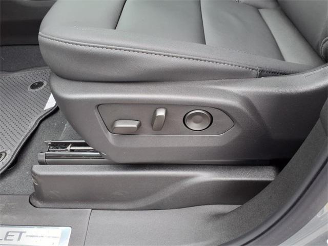 new 2025 Chevrolet Suburban car, priced at $80,405