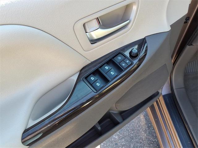 used 2020 Toyota Sienna car, priced at $31,990