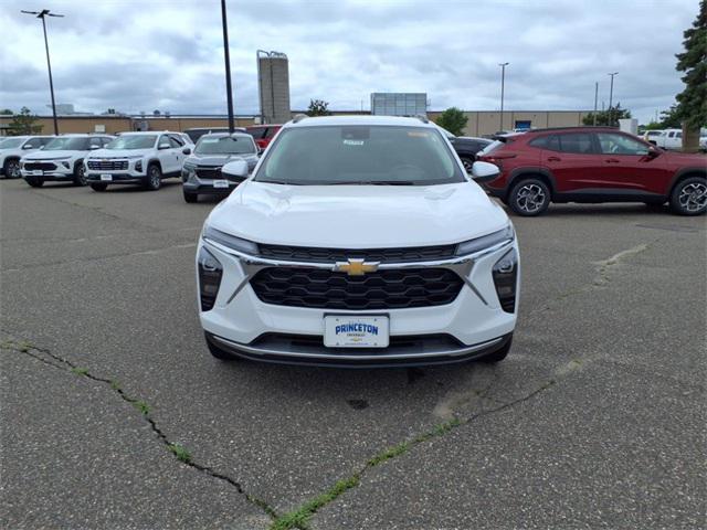 new 2025 Chevrolet Trax car, priced at $24,634