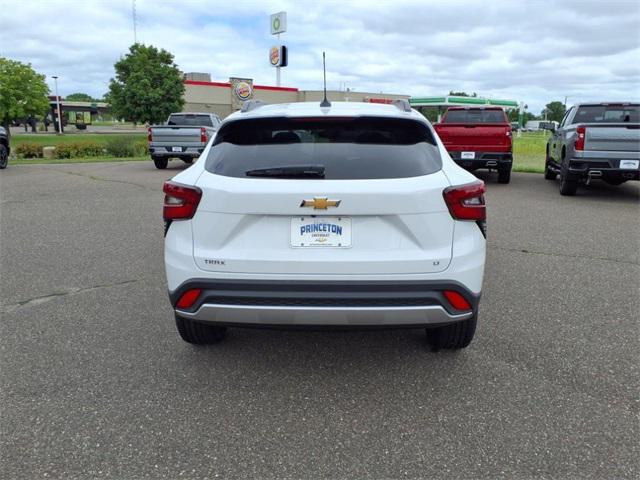 new 2025 Chevrolet Trax car, priced at $24,634