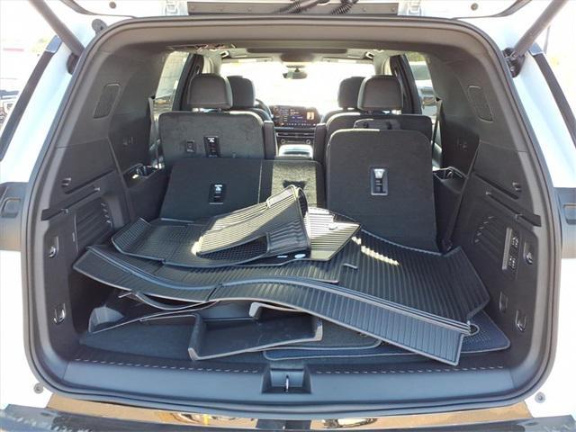 new 2026 Chevrolet Traverse car, priced at $60,226