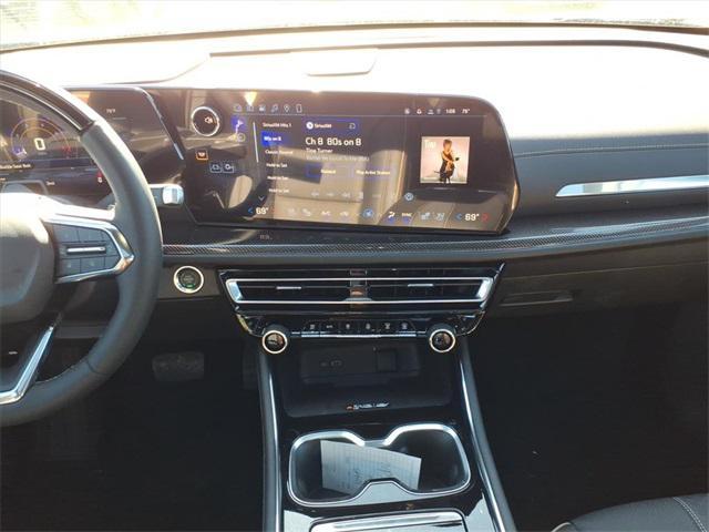 new 2026 Chevrolet Traverse car, priced at $60,226