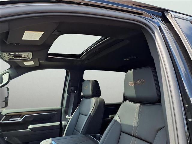 new 2025 Chevrolet Silverado 3500 car, priced at $72,990