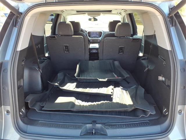 used 2022 GMC Acadia car, priced at $26,990