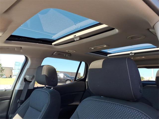 used 2022 GMC Acadia car, priced at $26,990