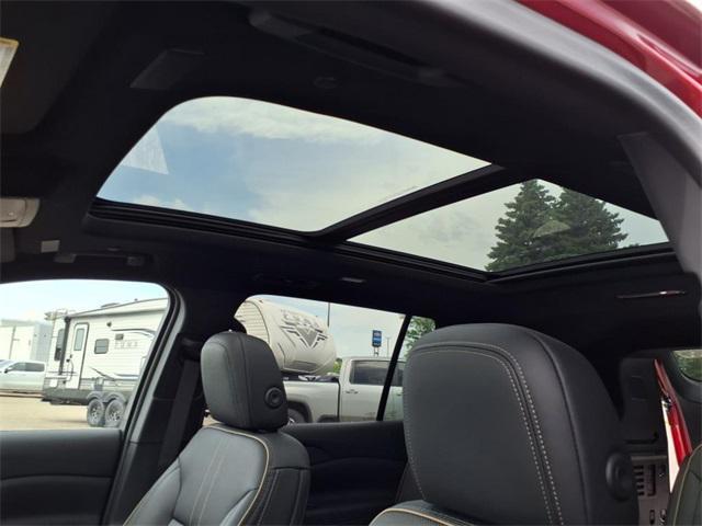 new 2025 Chevrolet Traverse car, priced at $58,025