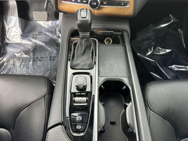used 2021 Volvo XC90 car, priced at $30,500