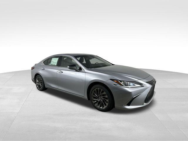 new 2025 Lexus ES 300h car, priced at $52,642