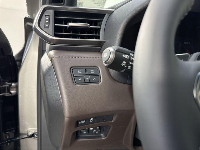 new 2025 Lexus LX 600 car, priced at $115,554