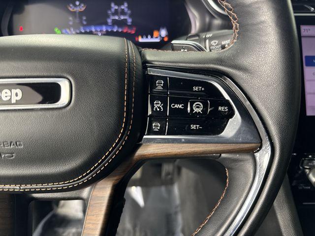 used 2022 Jeep Grand Cherokee car, priced at $32,995