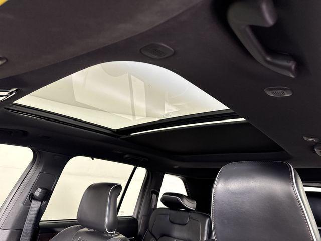 used 2022 Jeep Grand Cherokee car, priced at $32,995