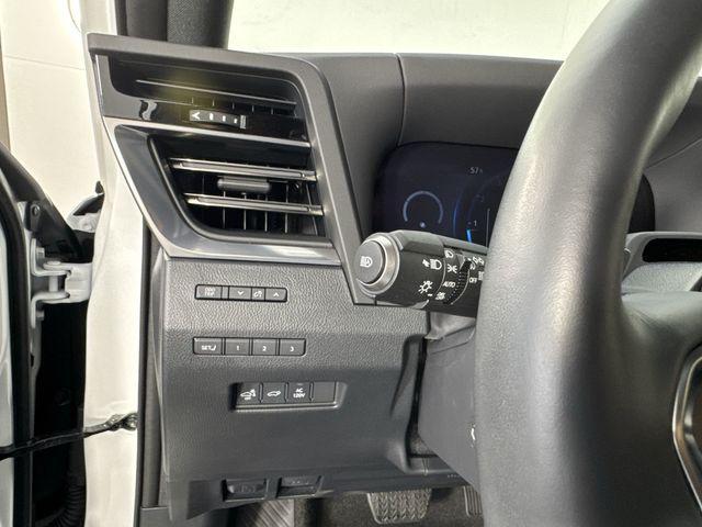 used 2025 Lexus GX 550 car, priced at $86,495