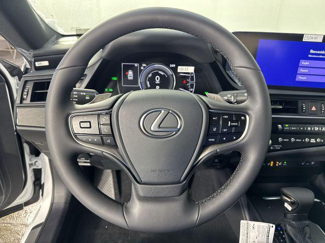 new 2025 Lexus ES 300h car, priced at $49,786