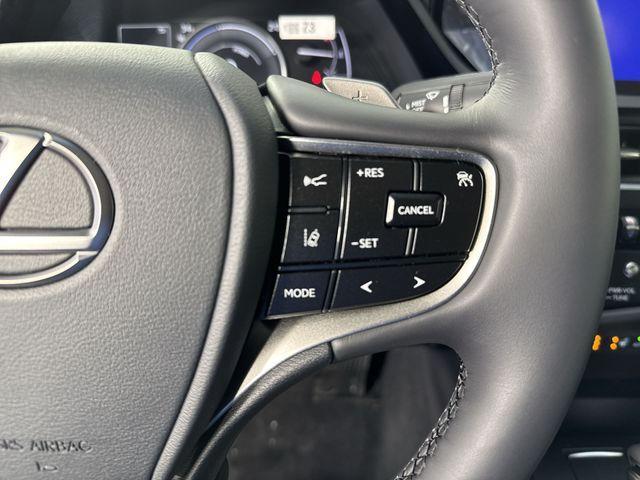 new 2025 Lexus ES 300h car, priced at $50,205
