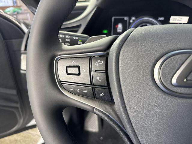new 2025 Lexus ES 300h car, priced at $49,786