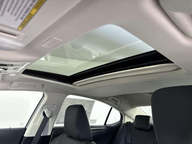 new 2025 Lexus ES 300h car, priced at $50,310