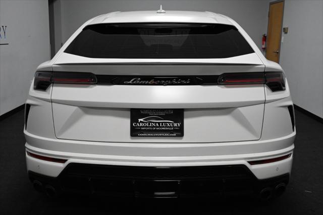 used 2022 Lamborghini Urus car, priced at $199,988