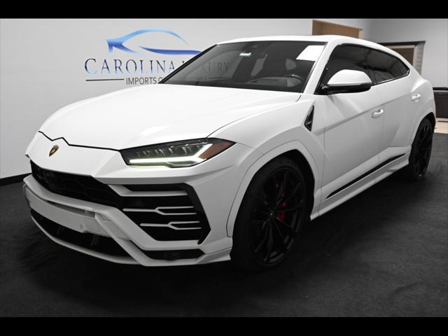 used 2022 Lamborghini Urus car, priced at $199,988