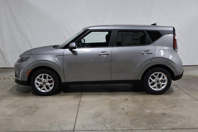 new 2025 Kia Soul car, priced at $21,503