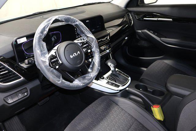 new 2026 Kia Seltos car, priced at $27,902