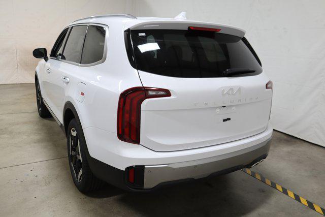 new 2025 Kia Telluride car, priced at $40,085