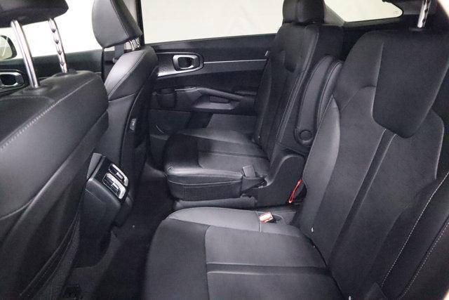 new 2025 Kia Sorento car, priced at $38,330