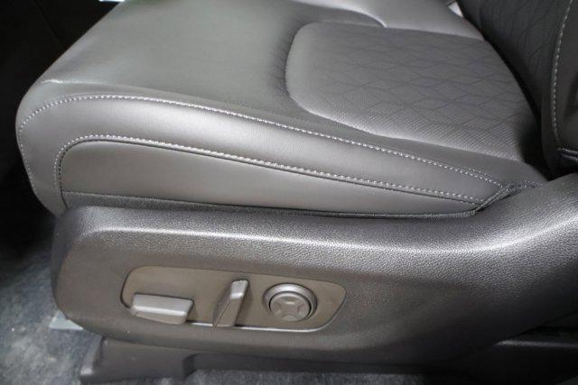 new 2026 Kia Carnival car, priced at $39,954