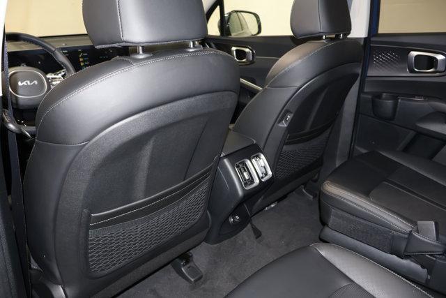 new 2025 Kia Sorento car, priced at $37,325