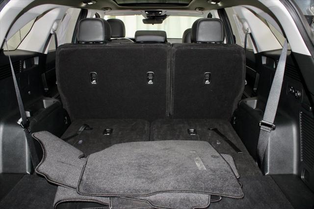 used 2023 Kia Sorento car, priced at $29,428