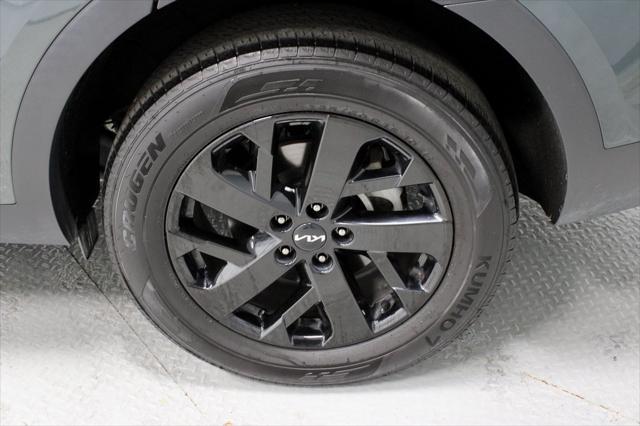 used 2023 Kia Sorento car, priced at $29,428